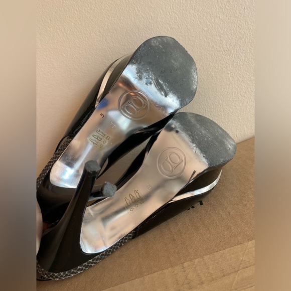 BeBe Zahara Black Snake Heel Womens Size 7B - Picture 3 of 10